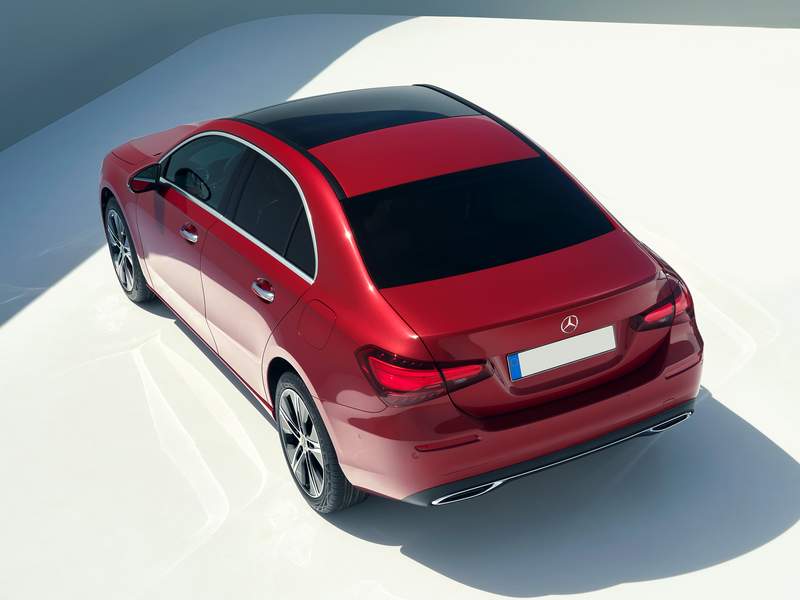 Dettagli nuova Mercedes-Benz Classe A Berlina in vendita a 