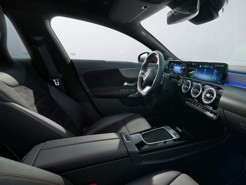 Dettagli nuova Mercedes-Benz CLA in vendita a 