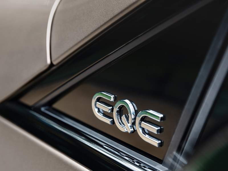 Dettagli nuova Mercedes-Benz EQE SUV in vendita a 
