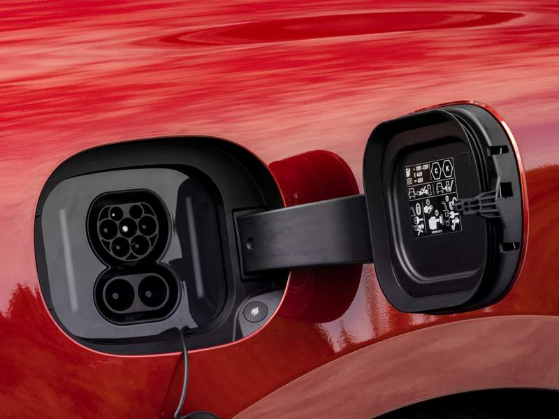 Dettagli nuova Mercedes-Benz EQE in vendita a 