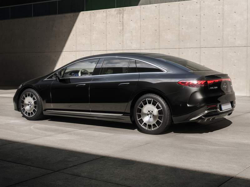 Dettagli nuova Mercedes-Benz EQS in vendita a 