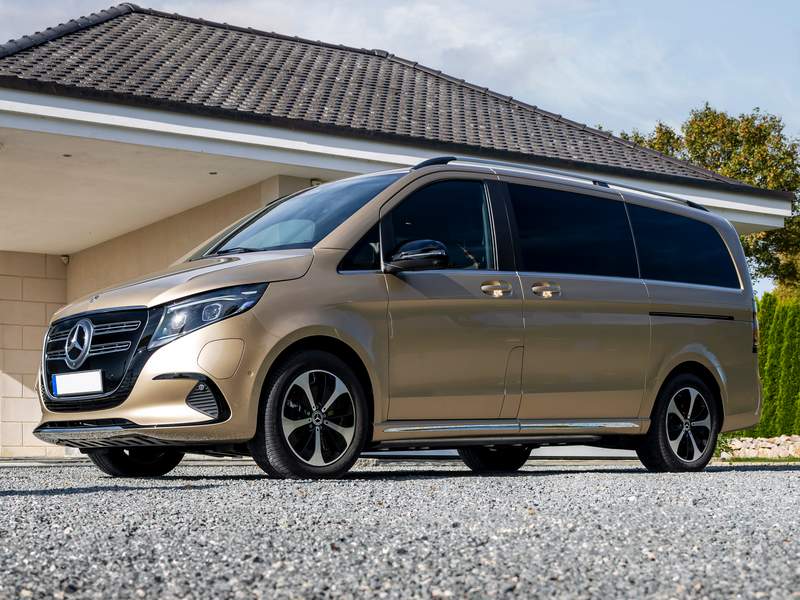 Dettagli nuova Mercedes-Benz EQV in vendita a 