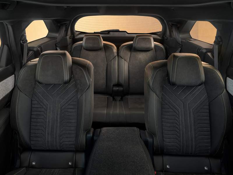 Dettagli nuova Peugeot 5008 in vendita a 