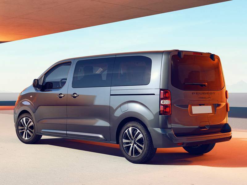 Dettagli nuova Peugeot Traveller in vendita a 