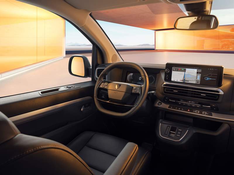 Dettagli nuova Peugeot Traveller in vendita a 