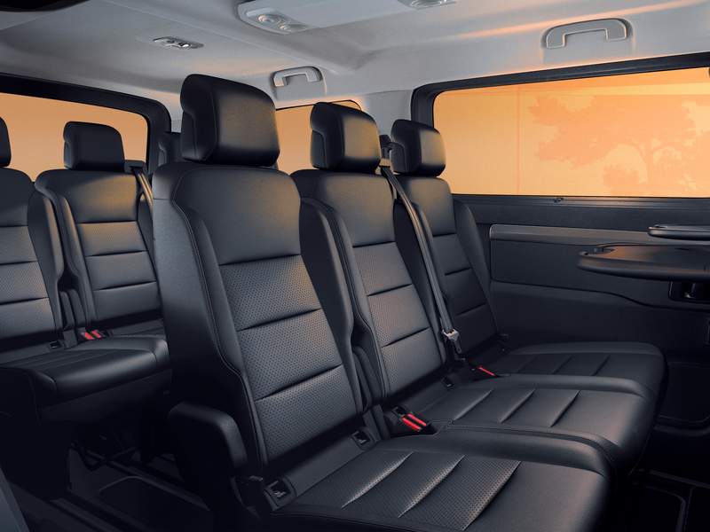 Dettagli nuova Peugeot Traveller in vendita a 