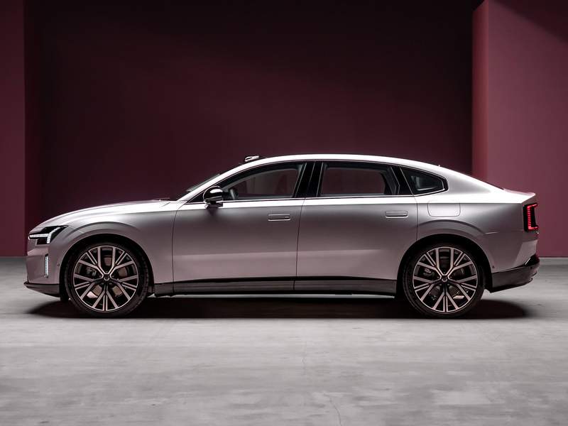 Dettagli nuova Volvo ES90 in vendita a MI, PD
