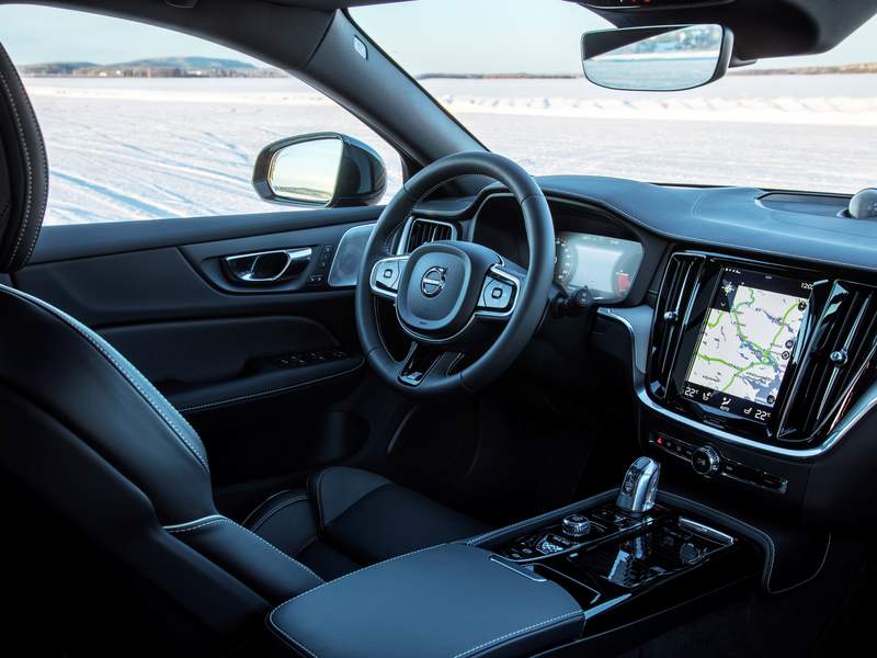 Dettagli nuova Volvo V60 Recharge in vendita a MI, PD