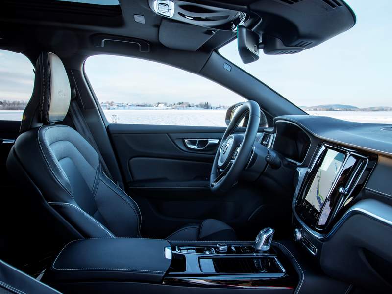 Dettagli nuova Volvo V60 Recharge in vendita a MI, PD