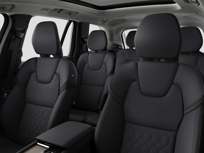 Dettagli nuova Volvo XC90 Plug-In Hybrid in vendita a MI, PD