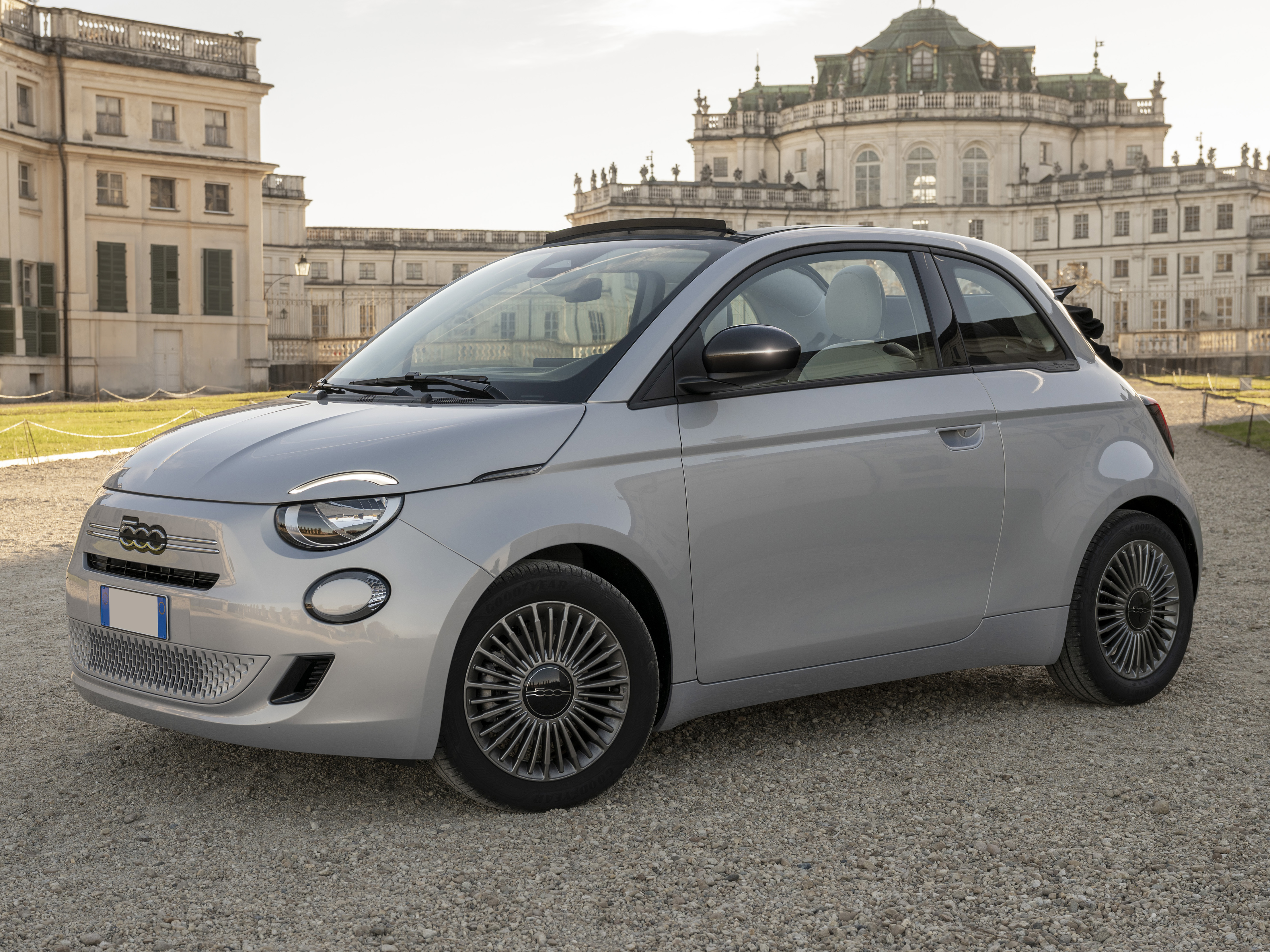 500 Hybrid Dolcevita da 19.950€ 1 