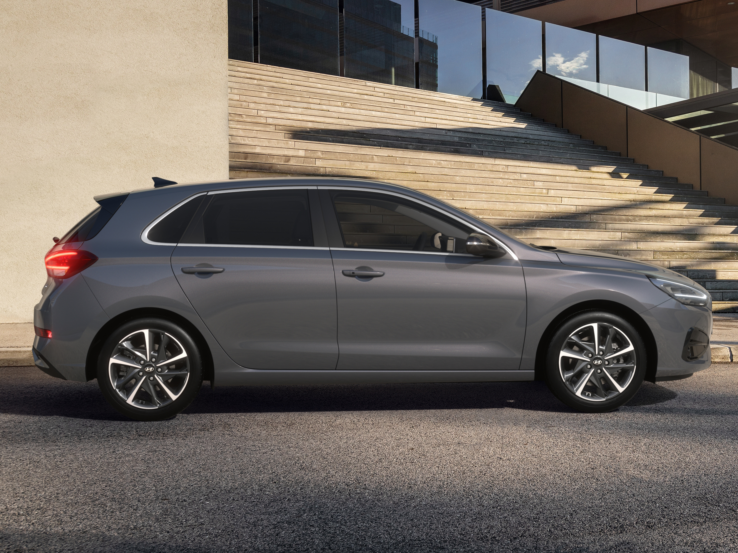 Nuova i30 tua con Hyundai Plus! 4 