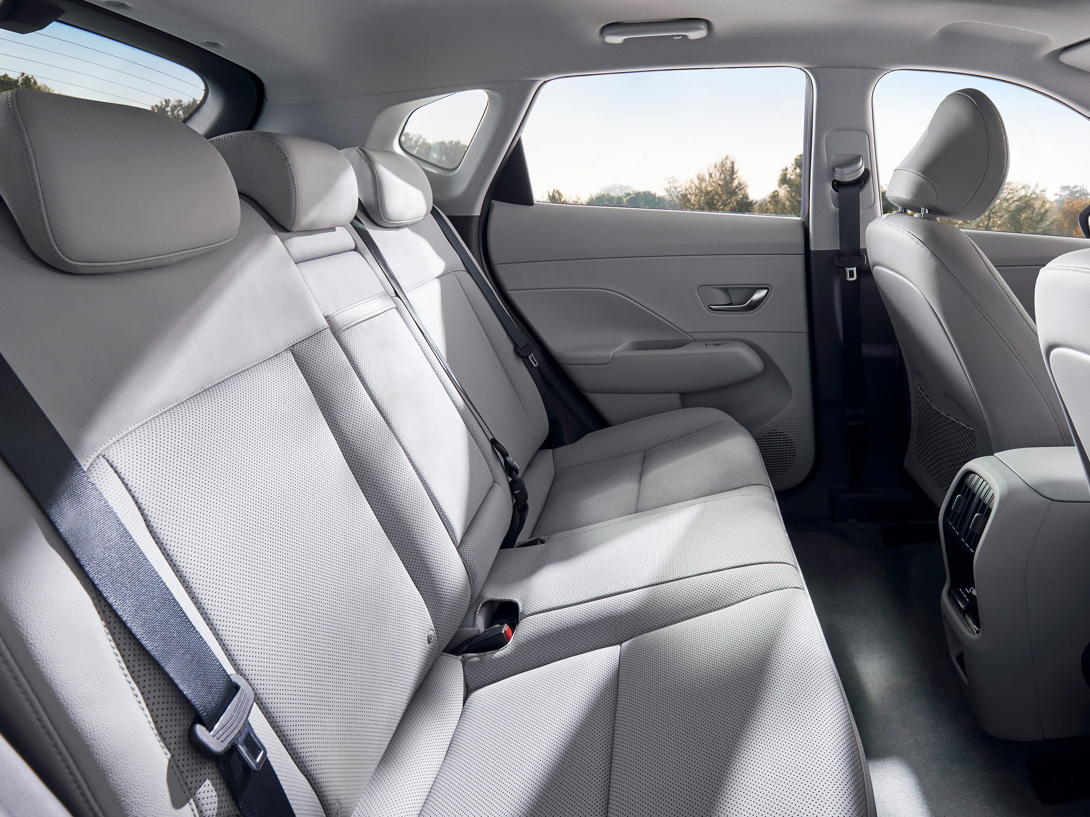 Hyundai KONA Electric da 32.450€! 3 