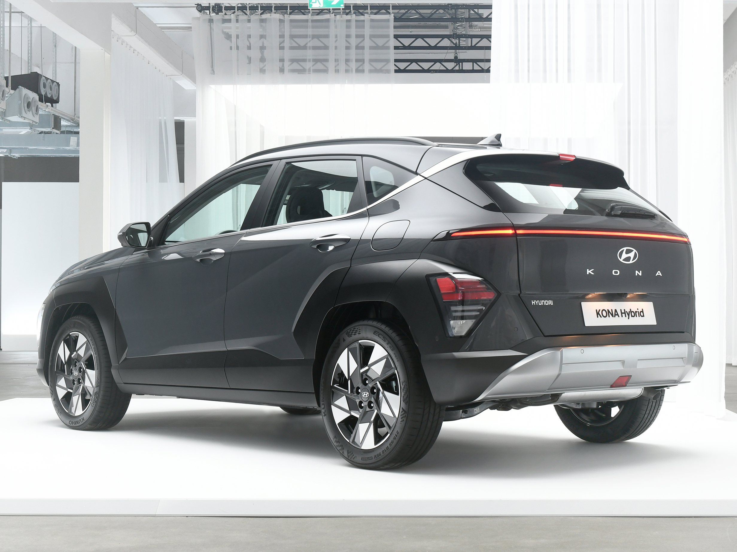 KONA Full Hybrid tua da € 139 al mese 5 