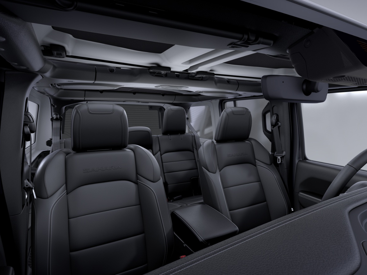 Wrangler 4xe Plug-In Hybrid tua da 69.500€! 3 