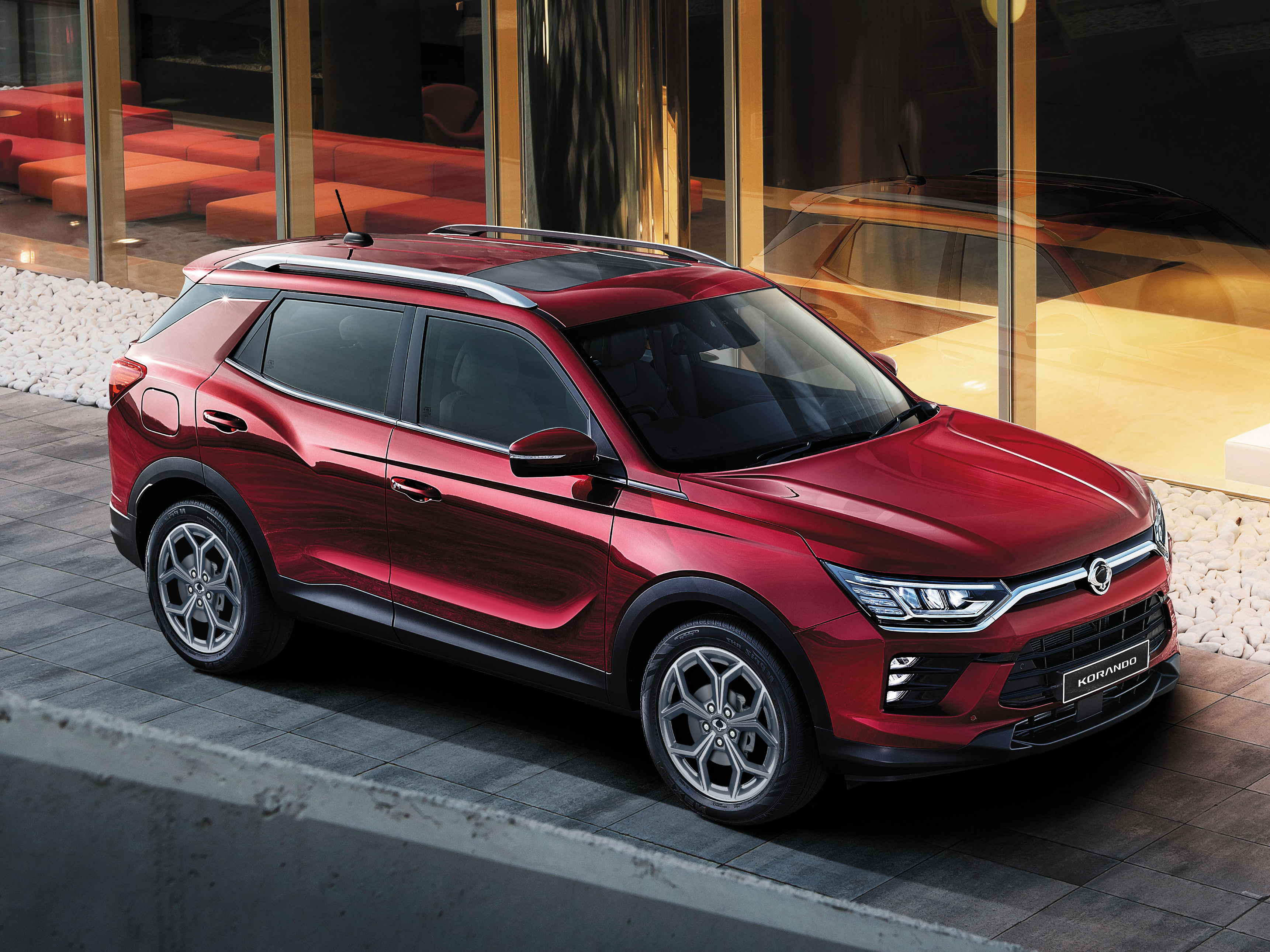 Ovunque desideri Korando Black Edition. Scoprila a 150€ al mese 7 