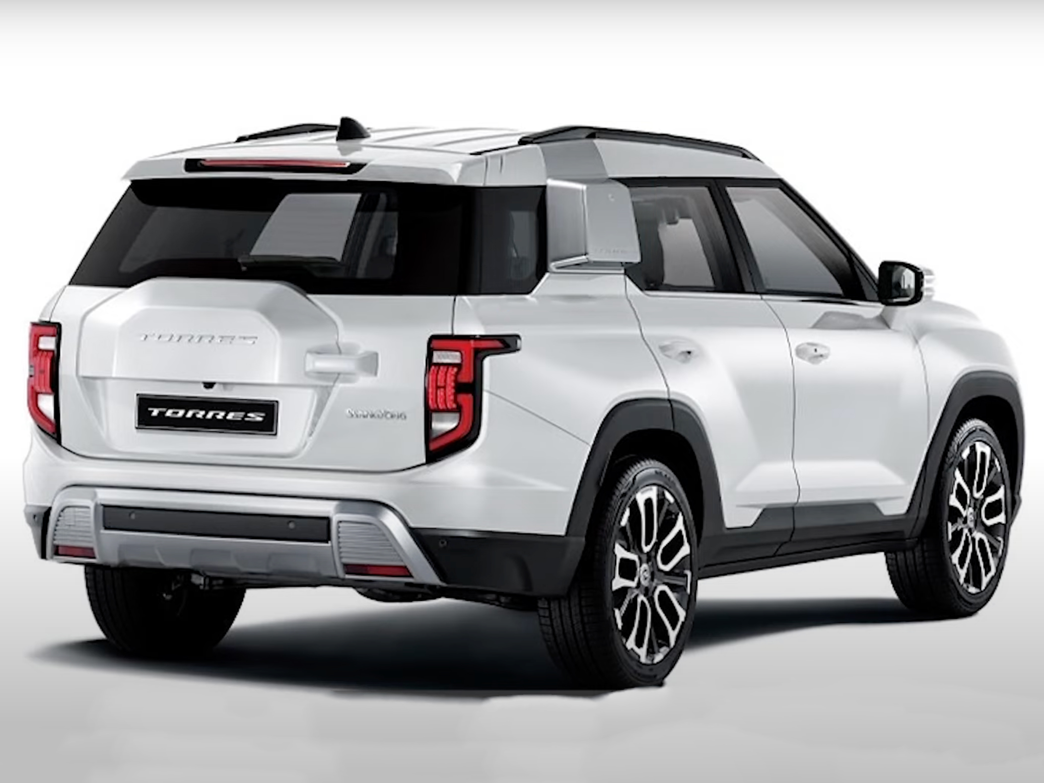 KGM SUV Torres Style 163 CV tuo da 27.798€! 5 Teramo