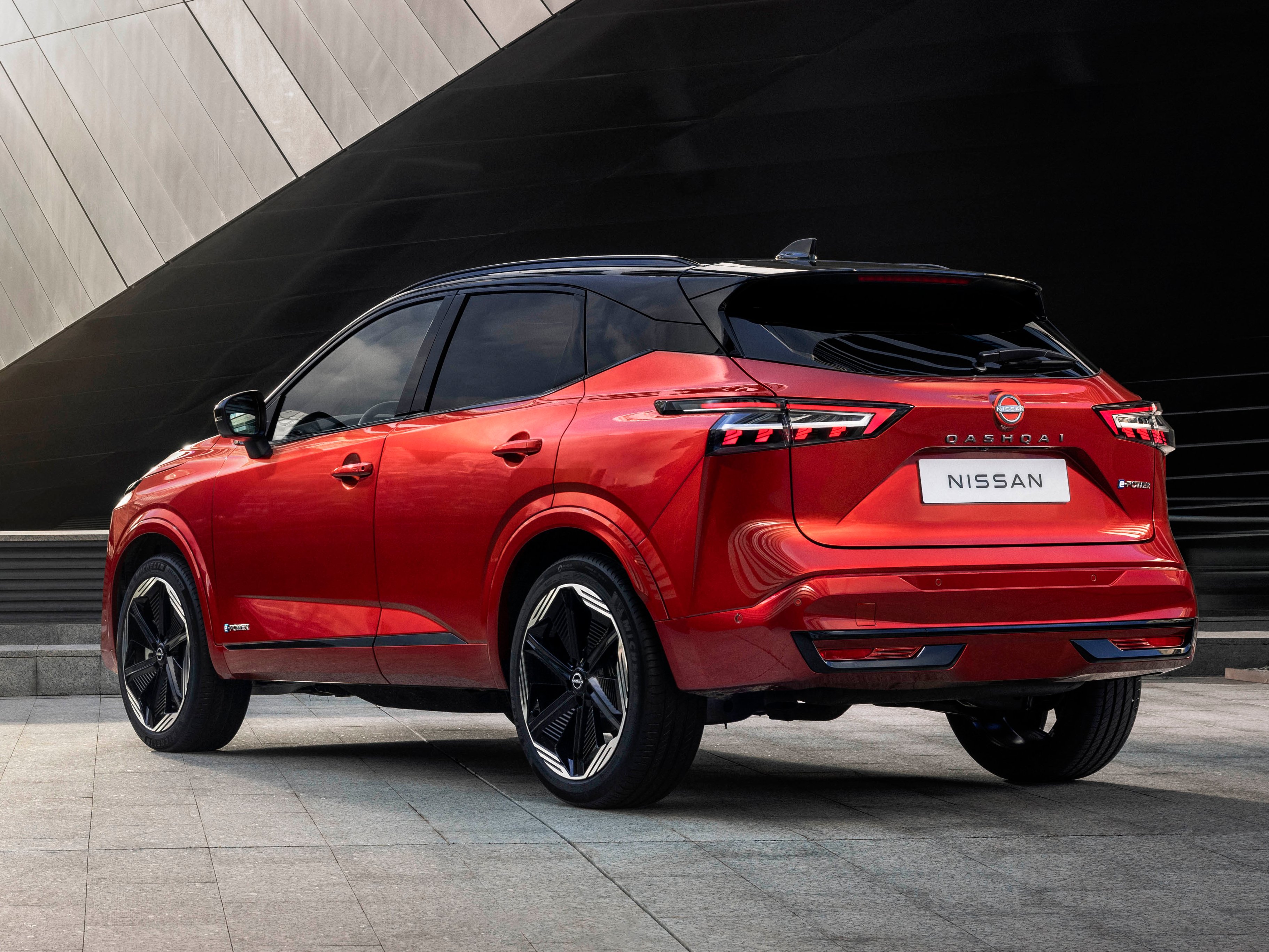 QASHQAI N-Connecta e-POWER tuo da 37.200€! 5 