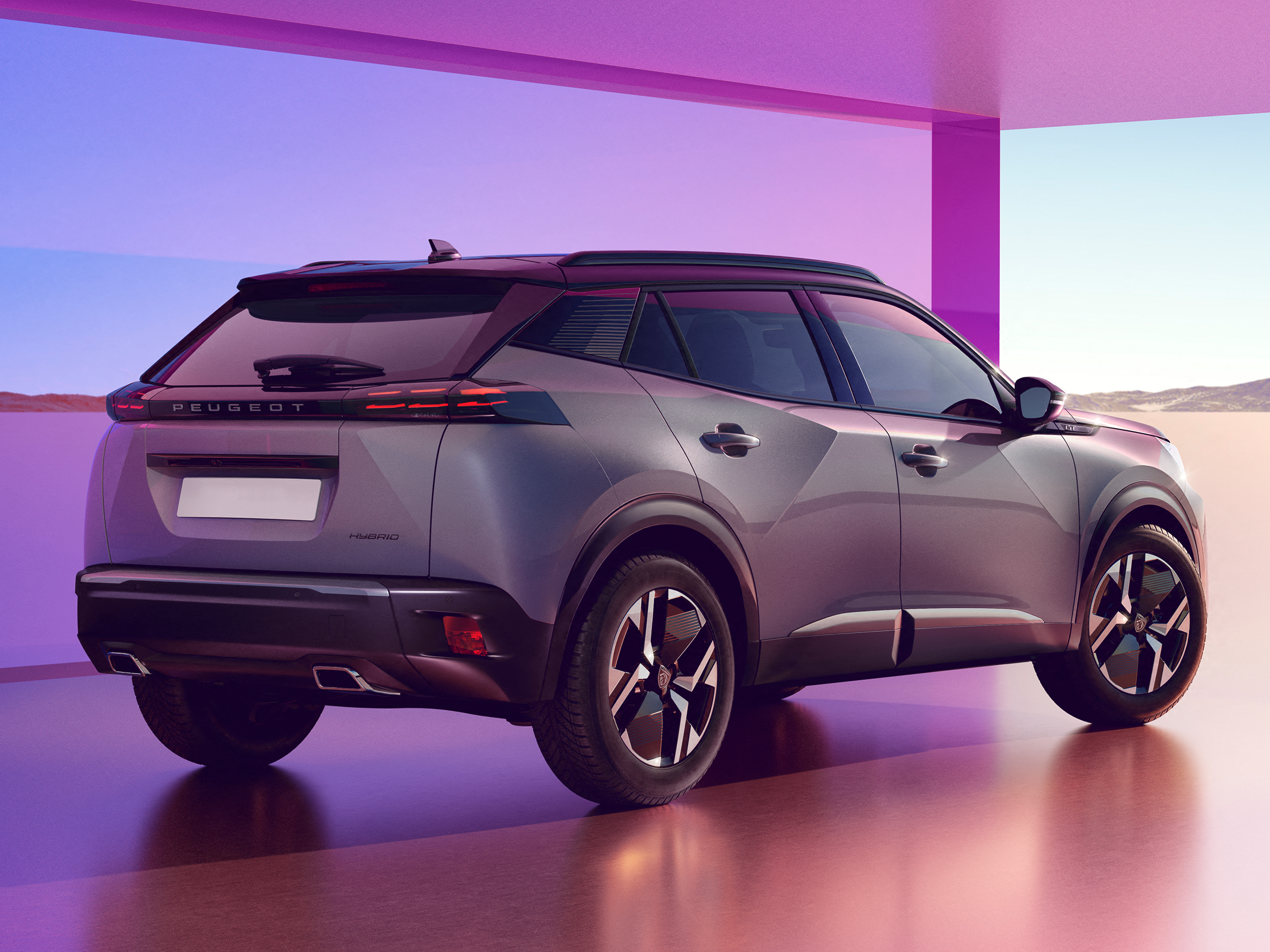Peugeot 2008 Hybrid Allure tua con Peugeot Formula 8! 5 
