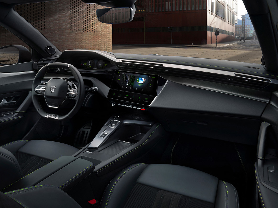 Nuova 308 Allure Mild Hybrid tua da 199€ al mese! 3 