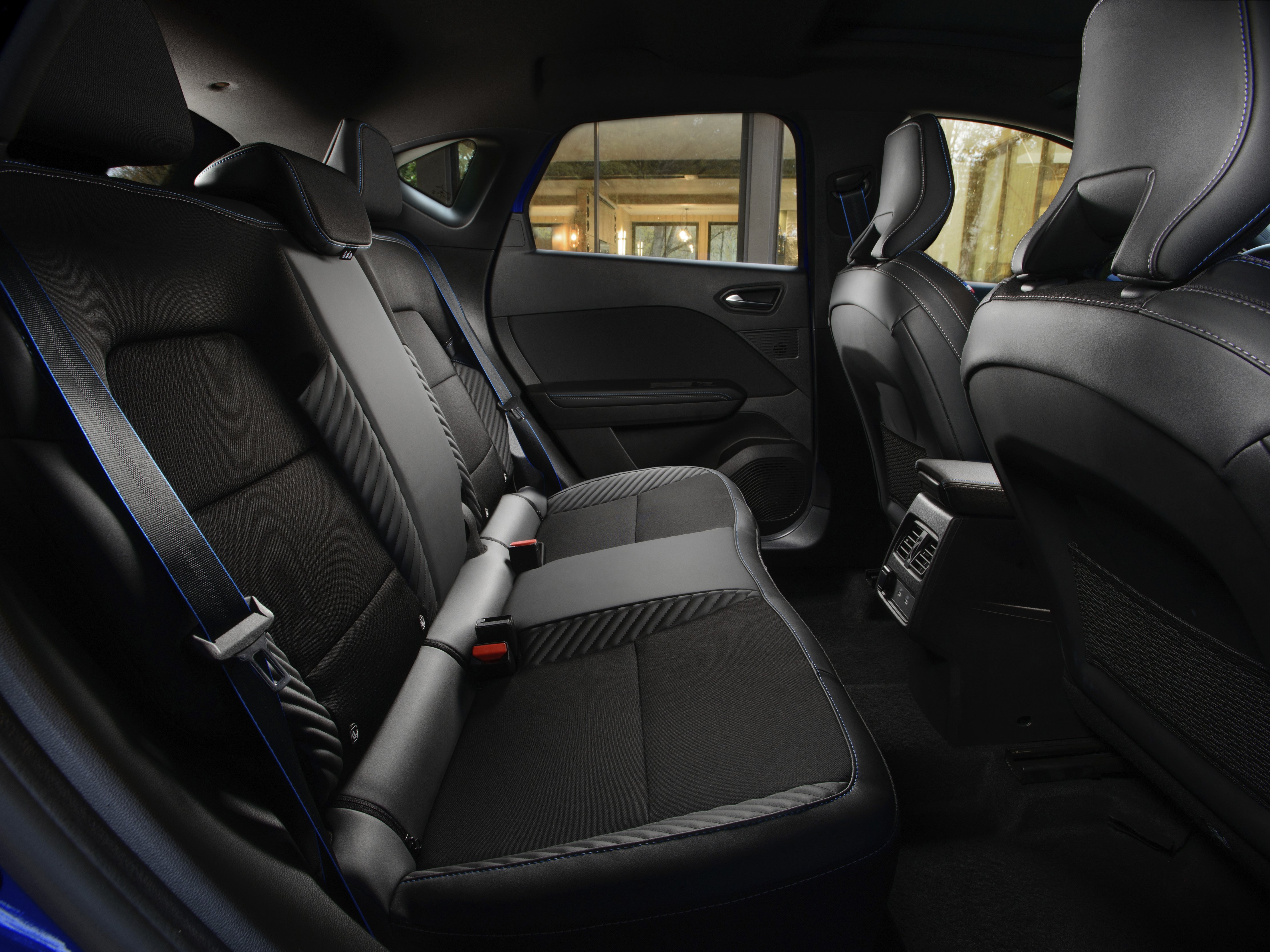 Captur Evolution GPL tuo da 99€ al mese! 3 