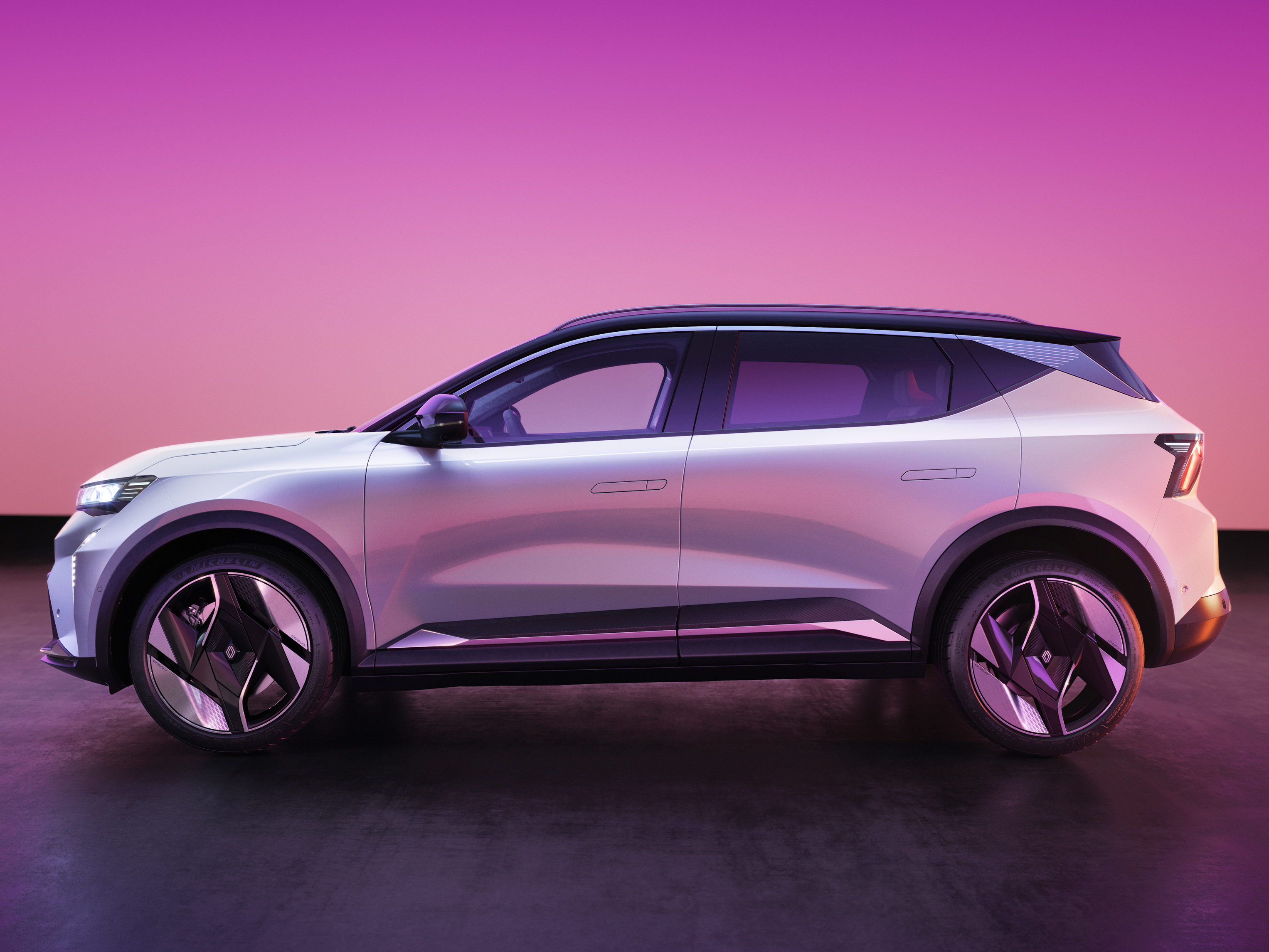 Renault Scenic E-Tech electric da 26.200€* 4 