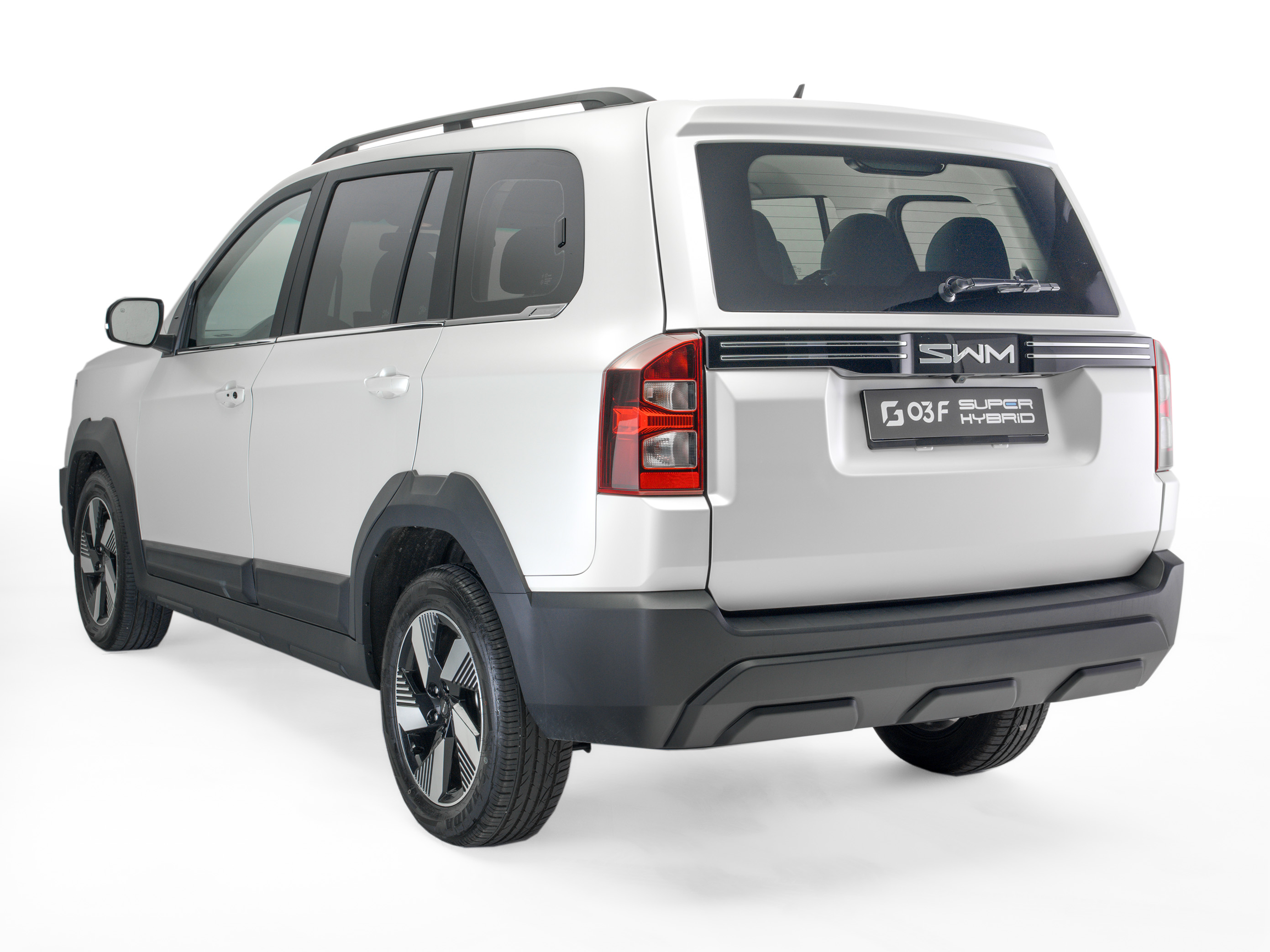 G03F SUPER HYBRID tua da 25.900€! 5 