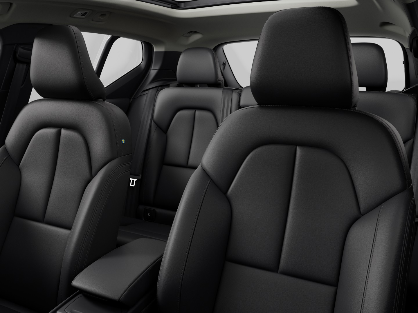 XC40 B3 Mild Hybrid Essential MY26 tua da 32.800€! 3 MI, PD