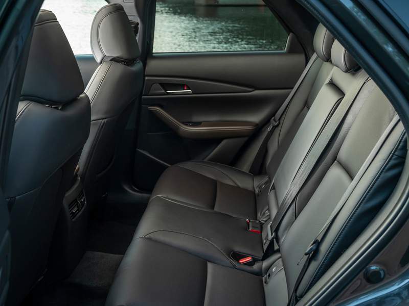 Details new Mazda CX-30 for sale in 
