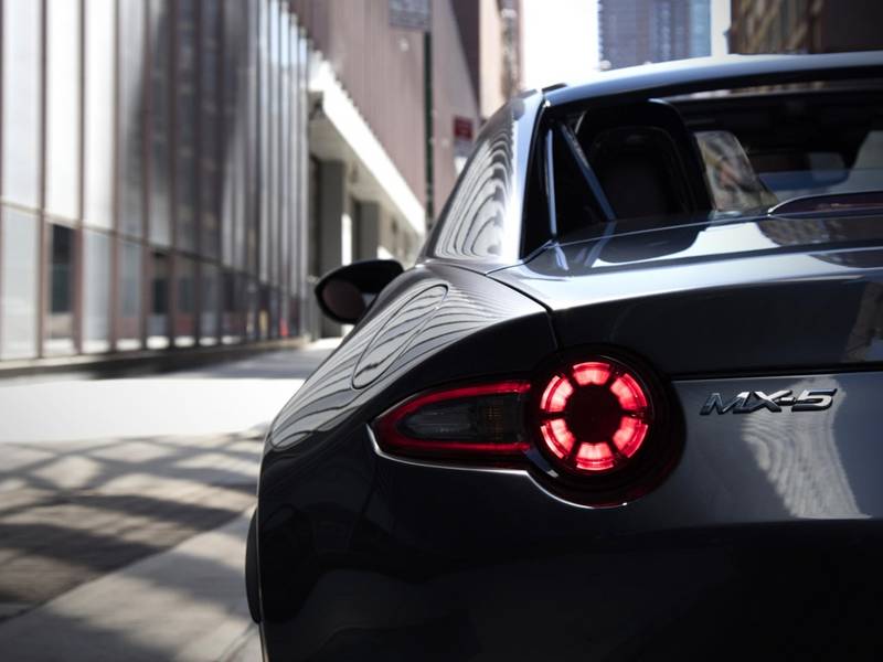 Details new Mazda MX-5 for sale in 