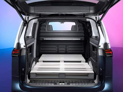 Véhicule utilitaire Volkswagen ID. Buzz disponible immédiatement à Bayonne, Villenave d'ornon, Toulouse, Lescar