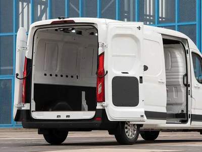 Nuovo veicolo commerciale Maxus eDeliver 9 in pronta consegna a Milano, Padova