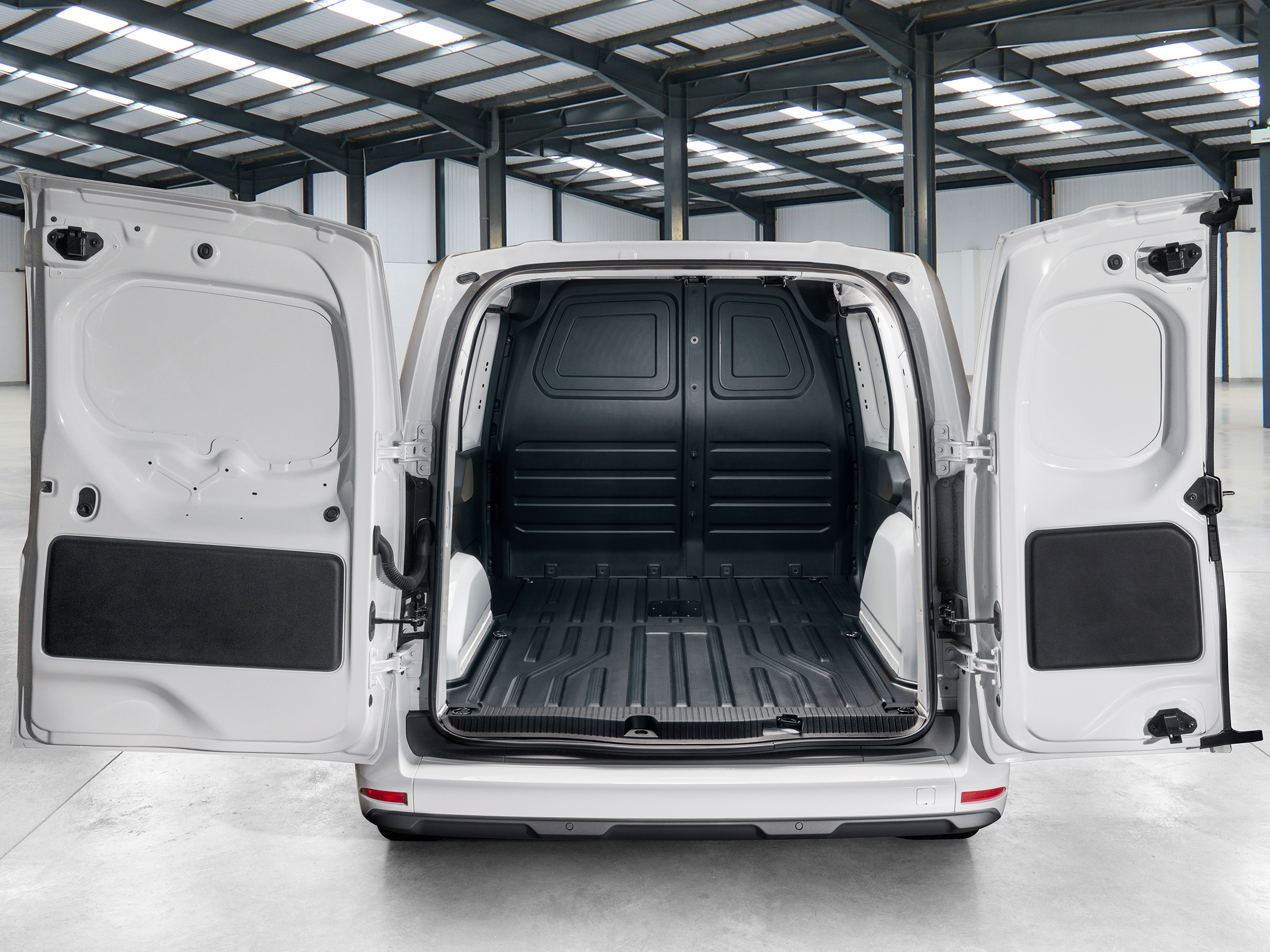 TOWNSTAR VAN 100% ELETTRICO TUO DA € 215 AL MESE IN LEASING 5 